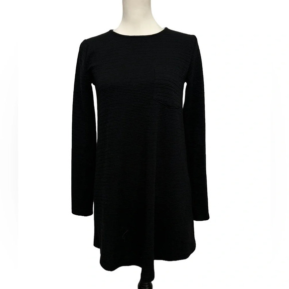 Abercrombie & Fitch Long-Sleeve Black Light Weight Ribbed Sweater Dress. Small - Picture 1 of 6
